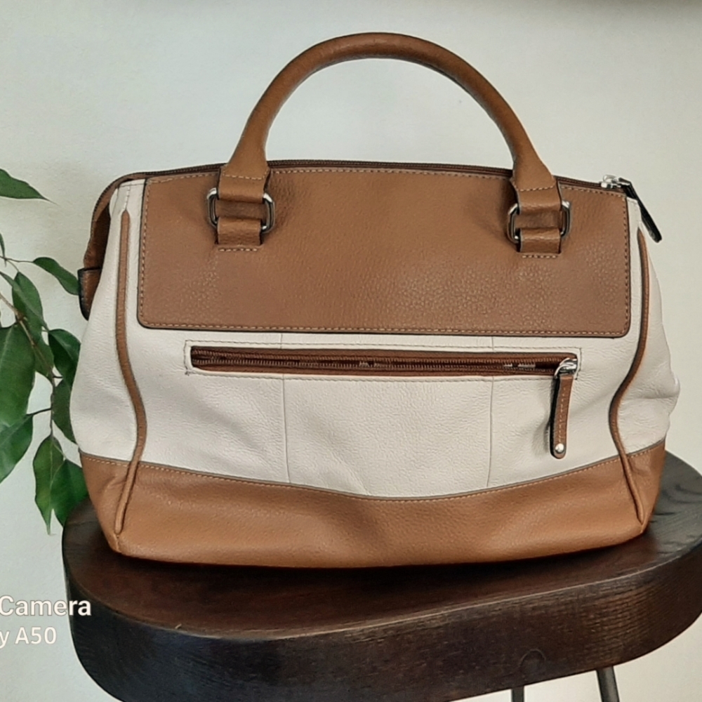 Tignanello Handbag Brown/Tan 12'x10" - Picture 2 of 11